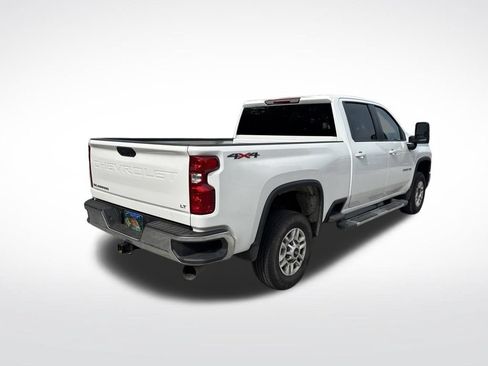 Used 2025 Chevrolet Silverado 2500 LT w/ Convenience Package AWD/4WD image 5