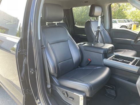 Used 2024 Ford F250 Lariat image 41