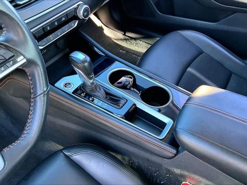 Used 2024 Nissan Altima 2.5 SR image 16