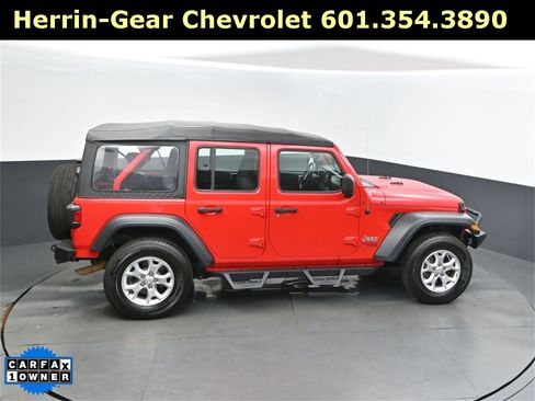 Used 2018 Jeep Wrangler Unlimited Sport image 36