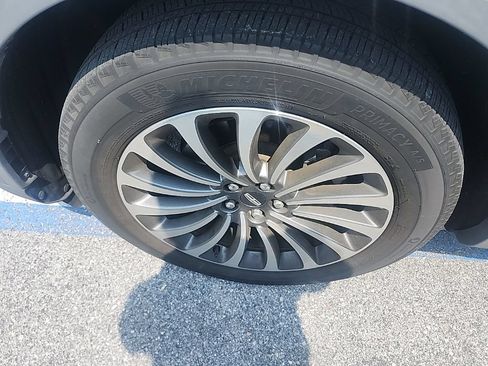 Used 2021 Lincoln Aviator Reserve w/ Elements Package Plus RWD image 16