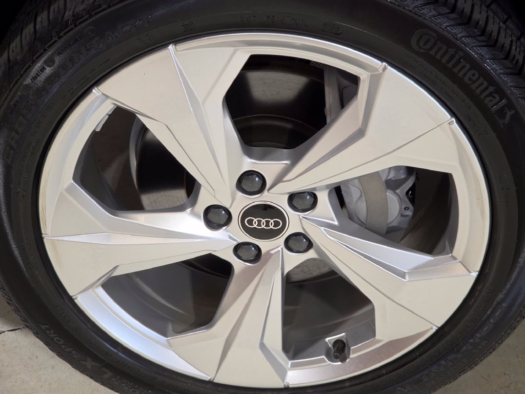 Used 2023 Audi Q5 2.0T Premium Plus w/ Premium Plus Package AWD/4WD image 8
