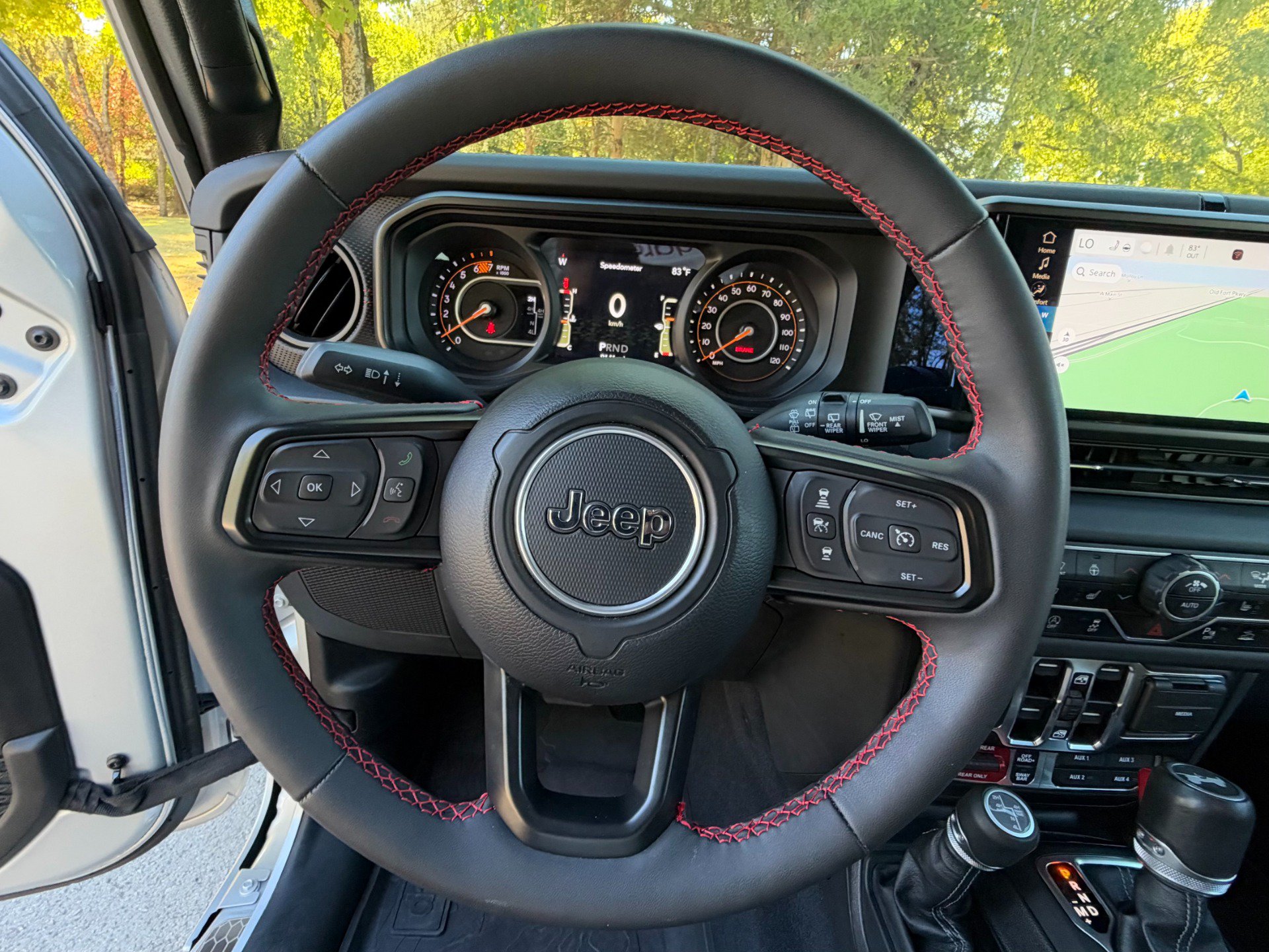 Used 2024 Jeep Wrangler Unlimited Rubicon AWD/4WD image 26