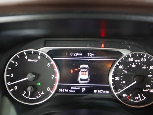 Used 2023 Nissan Rogue SV FWD image 15