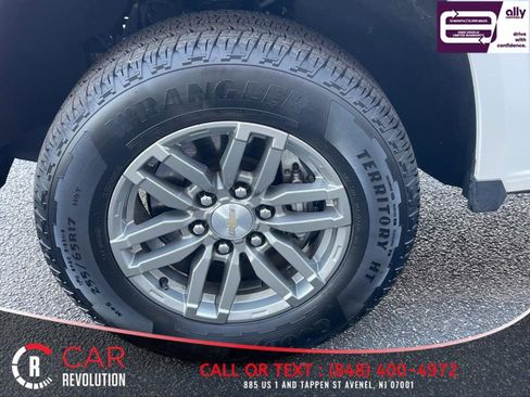 Used 2024 Chevrolet Colorado LT RWD image 45