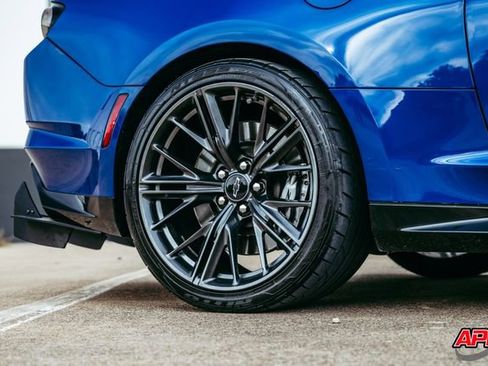 Used 2020 Chevrolet Camaro ZL1 image 54