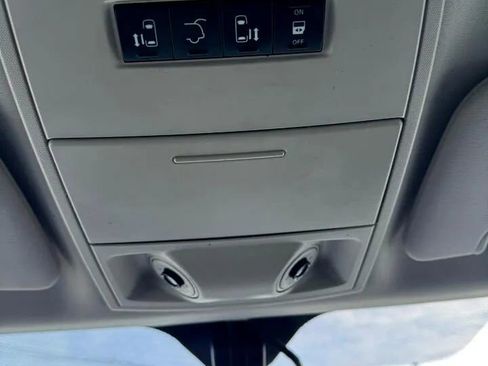 Used 2012 Chrysler Town & Country Touring-L w/ Entertainment Group #2 image 22