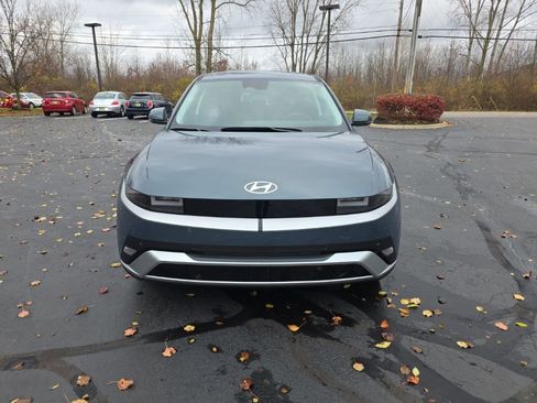 Used 2025 Hyundai Ioniq 5 SE image 2