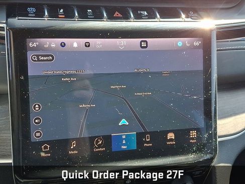 Used 2022 Jeep Grand Cherokee Limited 4xe image 18