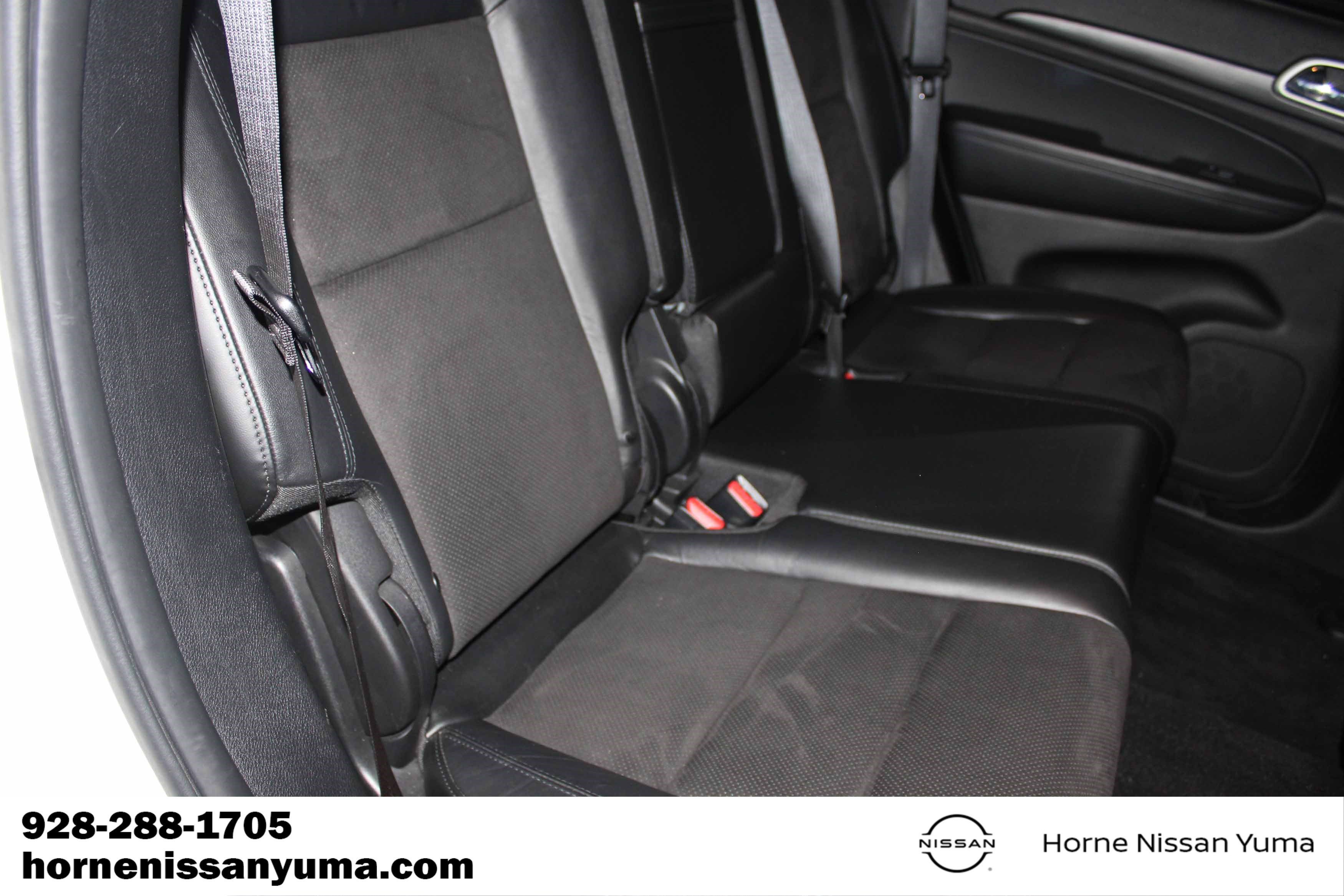 Used 2020 Jeep Grand Cherokee Altitude RWD image 7