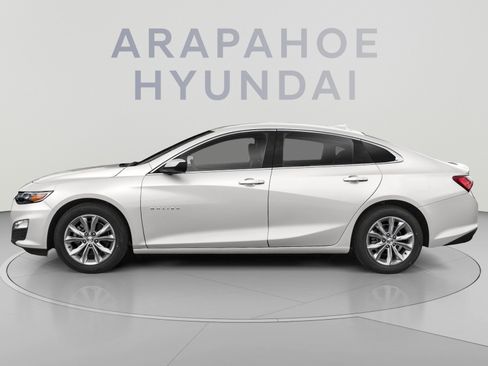 Used 2022 Chevrolet Malibu LT FWD image 3