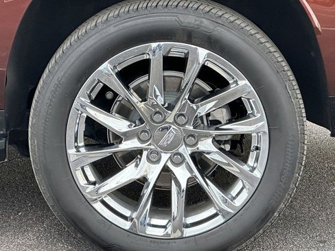 Used 2023 Cadillac Escalade ESV Luxury image 9