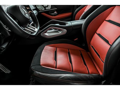 Certified 2024 Mercedes-Benz GLE 53 AMG 4MATIC image 11