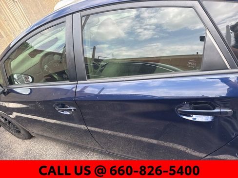 Used 2013 Toyota Prius Two image 13