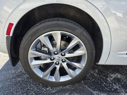 Used 2023 Buick Envision Avenir AWD/4WD image 15