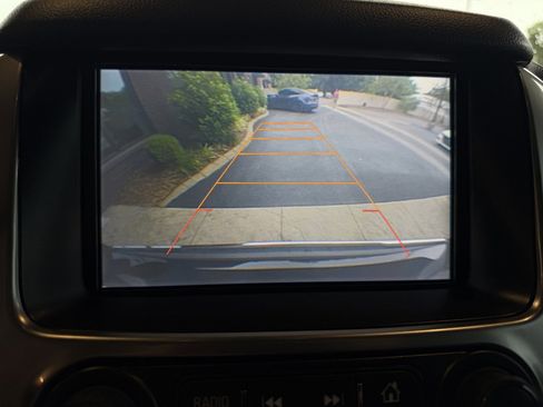 Used 2015 Chevrolet Tahoe LTZ AWD/4WD image 24