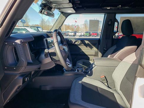 New 2025 Ford Bronco Big Bend image 7