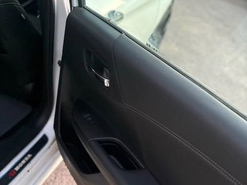 Used 2017 Honda Accord Sport image 50