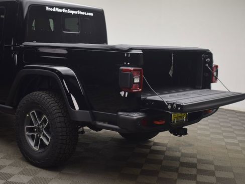 New 2026 Jeep Gladiator Mojave image 14