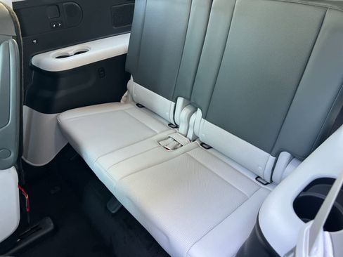 New 2026 Hyundai Ioniq 9 Calligraphy image 15