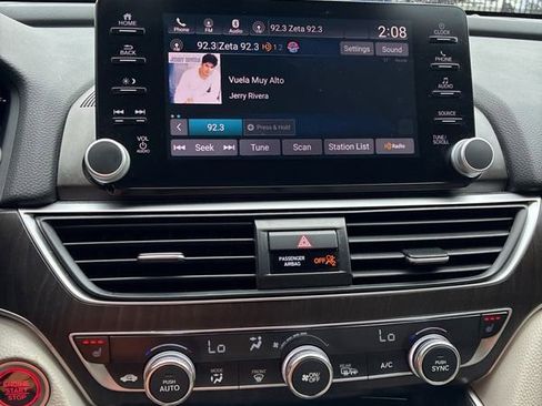 Used 2018 Honda Accord EX-L image 29