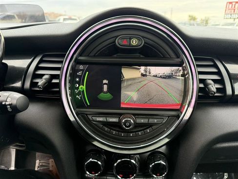 Used 2021 MINI Cooper S image 36