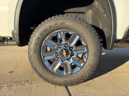 New 2026 Chevrolet Silverado 3500 High Country w/ Technology Package AWD/4WD image 10