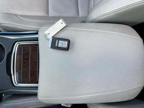 Used 2017 Acura MDX FWD image 40