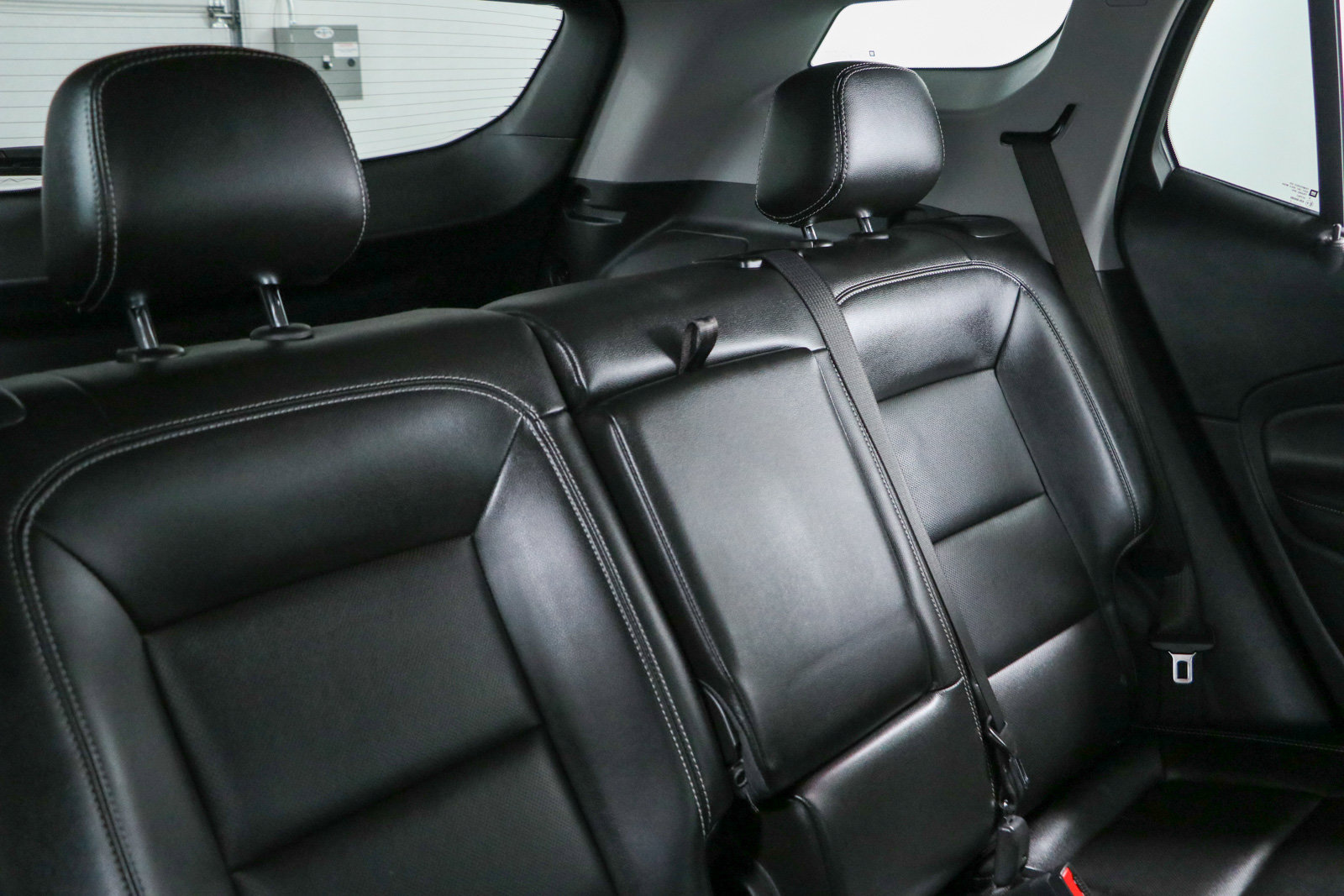 Used 2022 GMC Terrain SLT w/ LPO, Floor Liner Package AWD/4WD image 27
