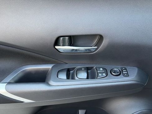 Certified 2023 Nissan Kicks SV image 12