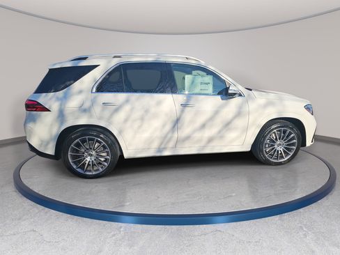 New 2026 Mercedes-Benz GLE 450 4MATIC image 4