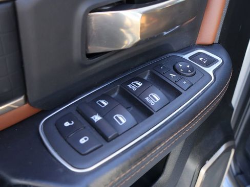 Used 2022 RAM 2500 Limited image 14