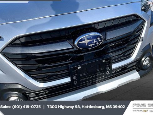 Used 2023 Subaru Outback Touring AWD/4WD image 22