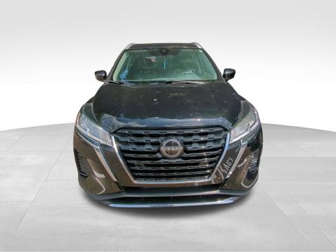 Used 2022 Nissan Kicks SV FWD image 7