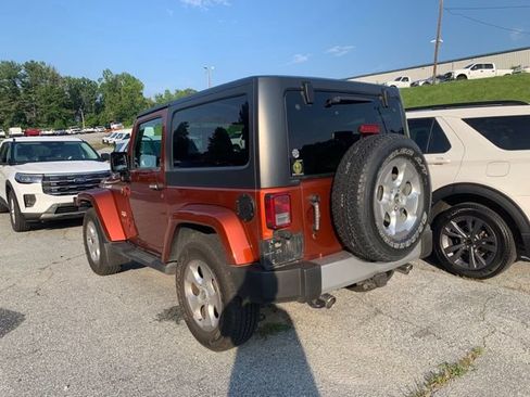 Used 2014 Jeep Wrangler Sahara w/ Connectivity Group AWD/4WD image 6