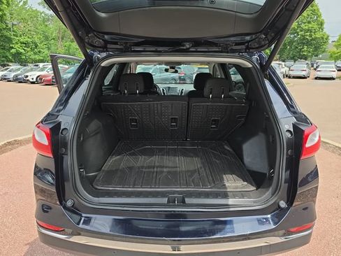 Used 2020 Chevrolet Equinox LT AWD/4WD image 18