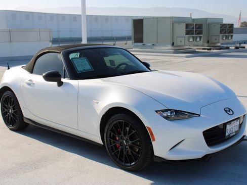 Used 2023 MAZDA MX-5 Miata Club w/ Brembo/BBS Recaro Package image 2