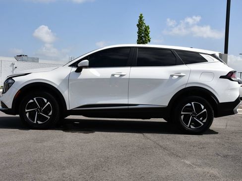 Used 2023 Kia Sportage LX AWD/4WD image 4