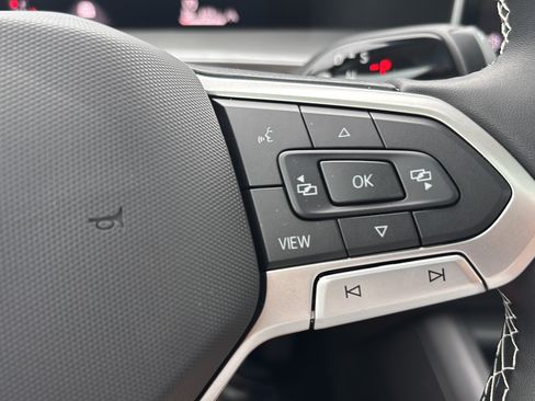 New 2026 Volkswagen Tiguan SE AWD/4WD image 23