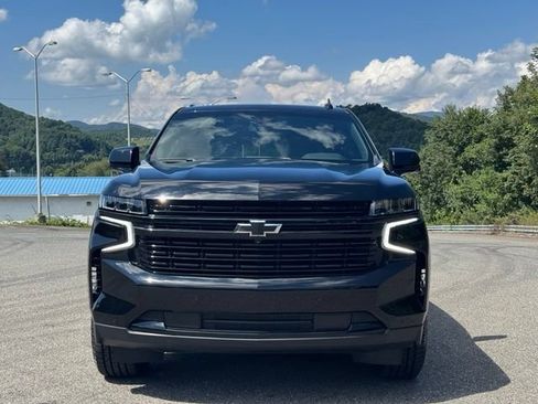 Used 2023 Chevrolet Tahoe RST w/ Luxury Package RWD image 33