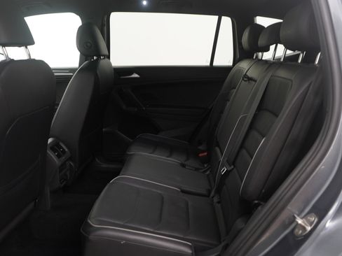 Used 2020 Volkswagen Tiguan SEL Premium R-Line image 15
