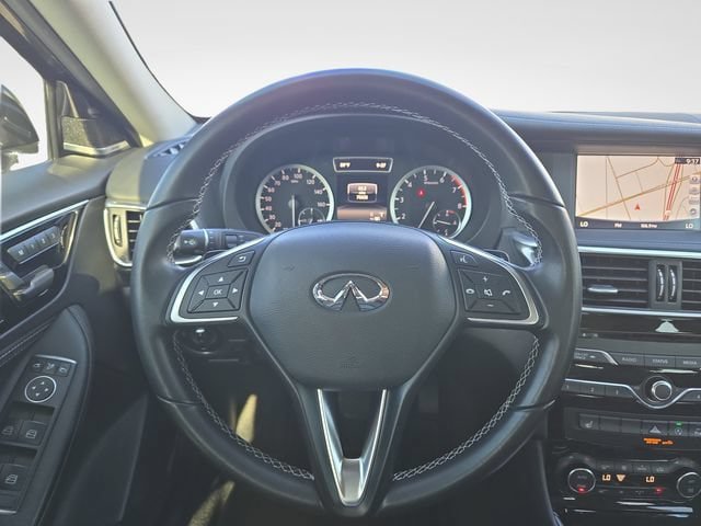 Used 2019 INFINITI QX30 AWD image 11