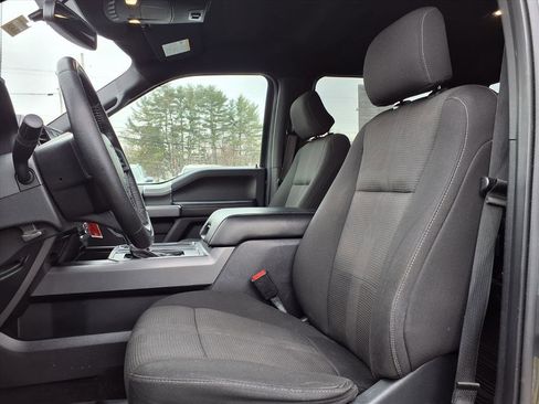 Used 2017 Ford F150 XLT w/ Equipment Group 302A Luxury image 6