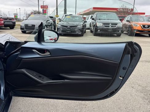 Used 2016 MAZDA MX-5 Miata Grand Touring image 18