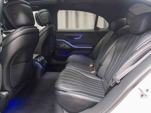 Certified 2022 Mercedes-Benz S 500 4MATIC image 16