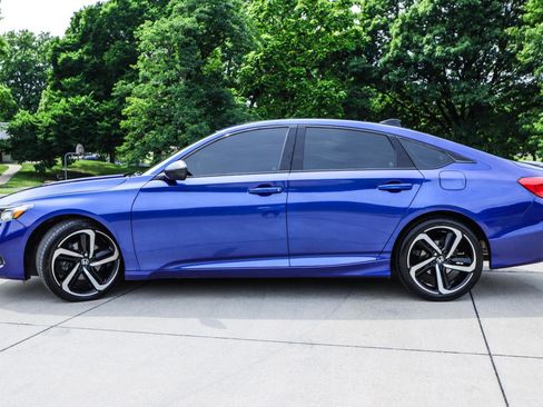 Used 2021 Honda Accord Sport image 4