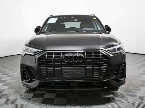 Used 2023 Audi Q3 2.0T Premium w/ Black Optic Sport Package AWD/4WD image 18
