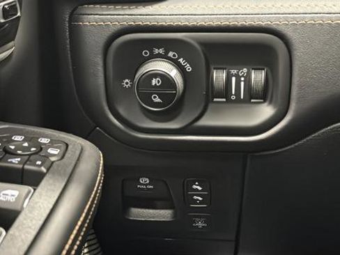 New 2026 RAM 1500 Tungsten w/ Towing Technology Group AWD/4WD image 33