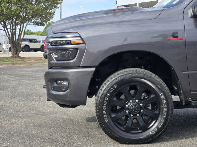 Used 2025 RAM 2500 Laramie AWD/4WD image 9