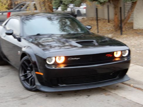 Used 2022 Dodge Challenger R/T Scat Pack image 2